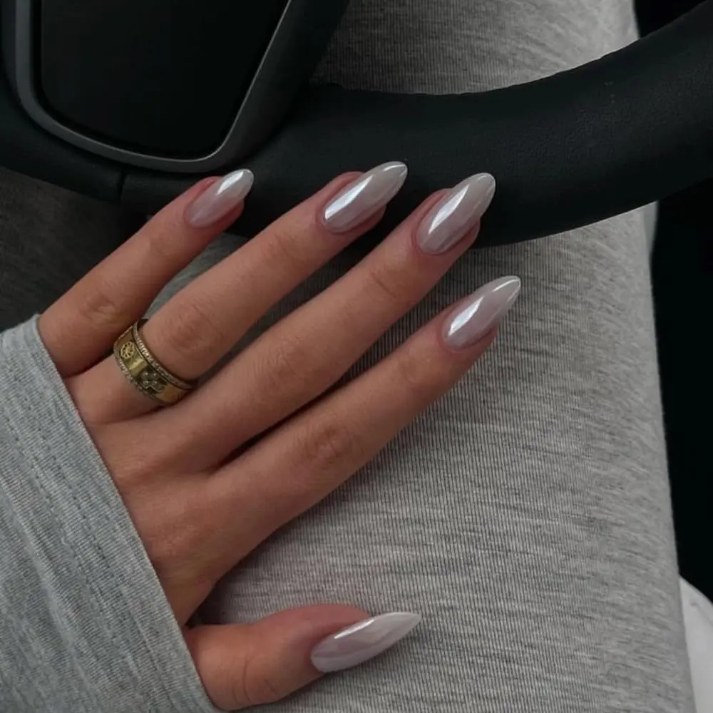 Chrome Design White Almond Press-On Nails